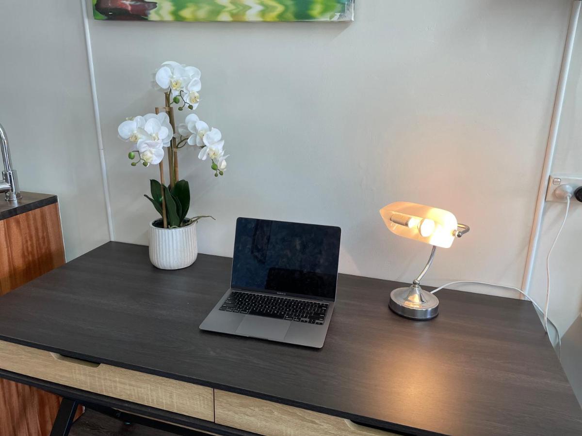 Highway Motor Inn Тари Экстерьер фото