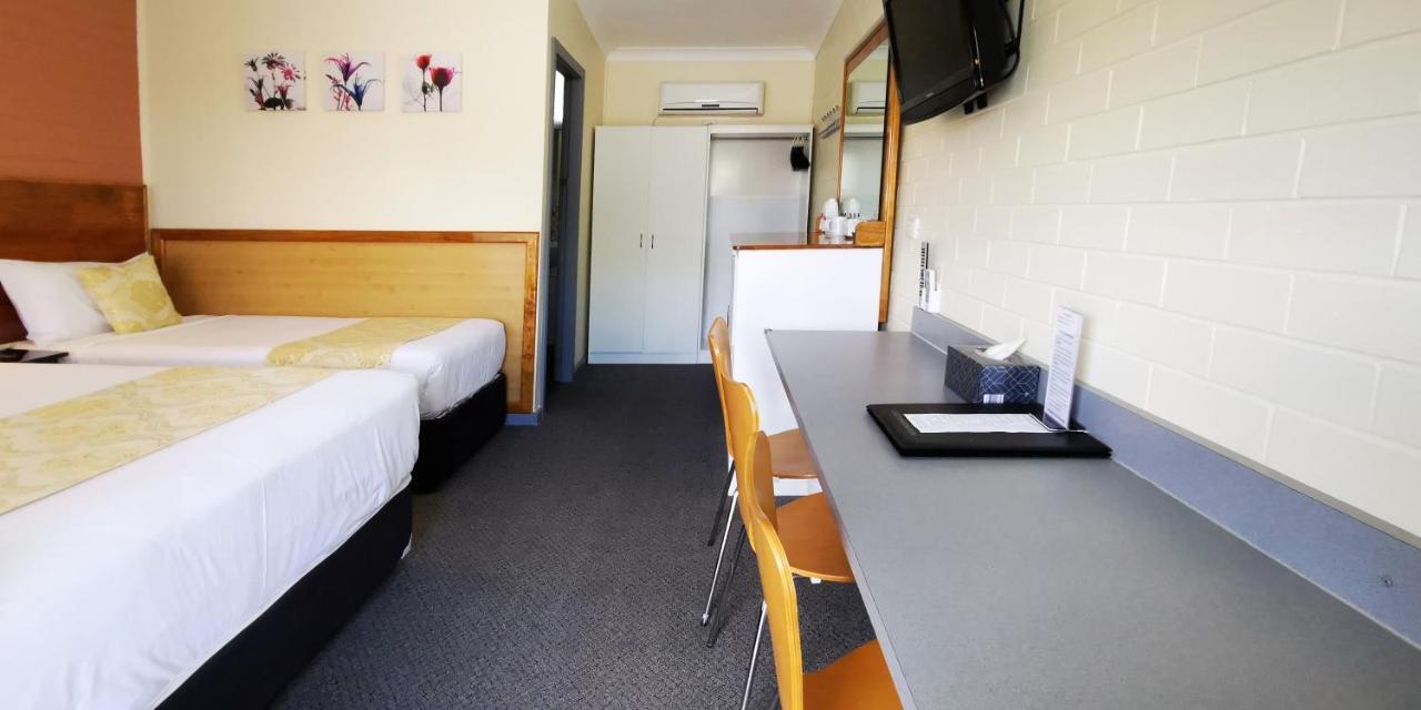 Highway Motor Inn Тари Экстерьер фото